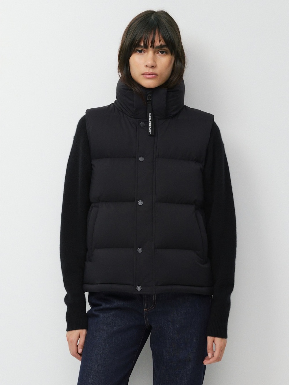 Aritzia The Super Puff Vest cliMATTE TNA Superpuff Black. Size Medium